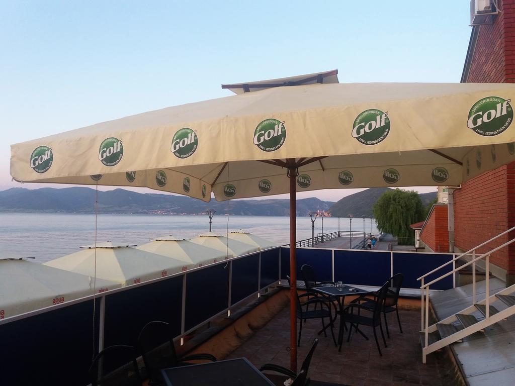 Zlatna Ribica Apartment Golubac Ngoại thất bức ảnh